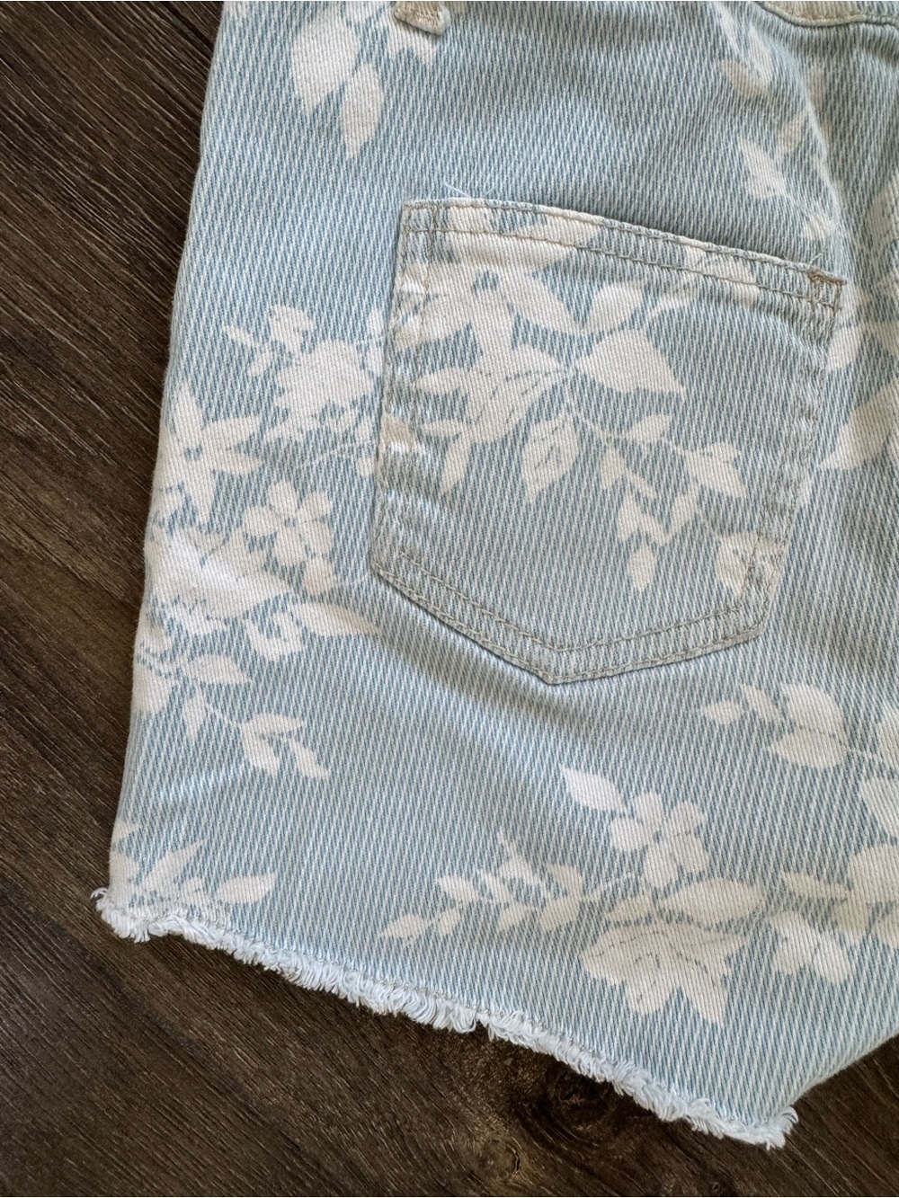 Cherokee Girls Blue White Floral Denim Shortalls Overalls L 10/12 - Picture 6 of 6
